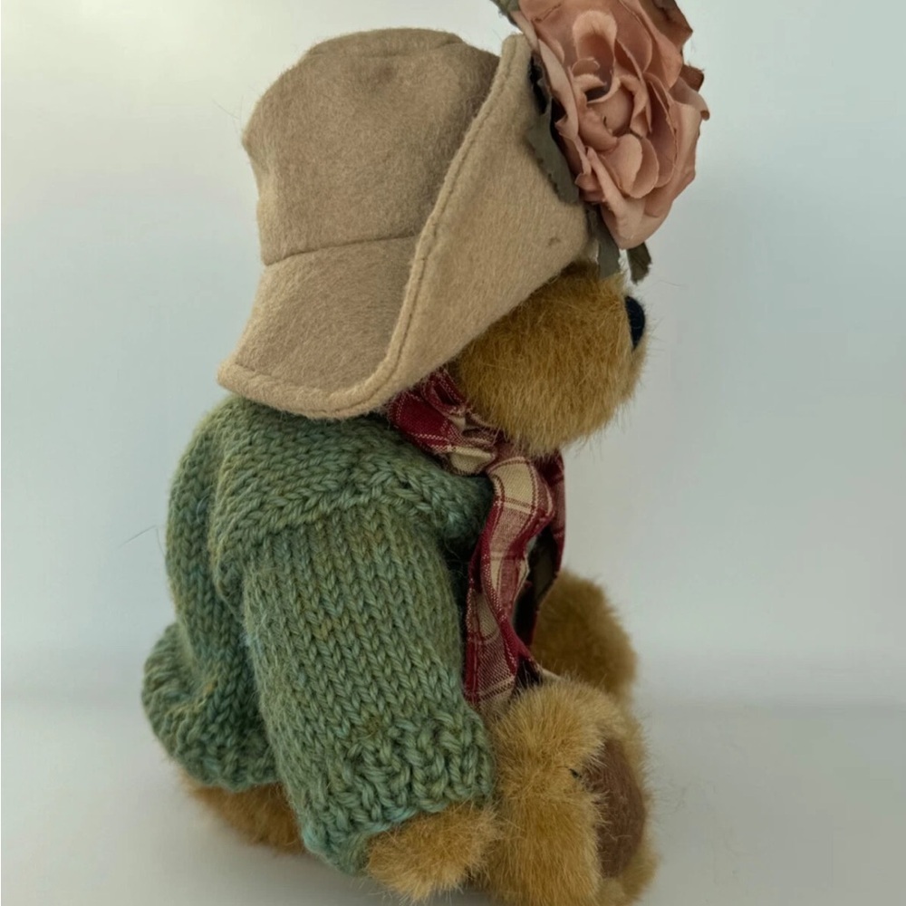Mrs. Trumbull Boyd’s Bear Jointed Plush JB Bean RETIRED Collectible Teddy Bear - Picture 8 of 10